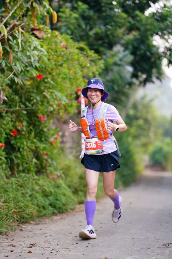 Trần Thị Lệ tham gia giải chạy “Sau những bước chân là ánh sáng” cụ ly 21 km