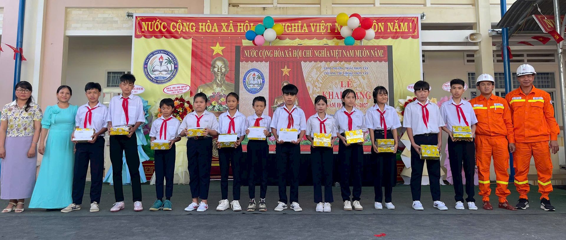 PTC3 lan tỏa văn hóa trách nhiệm, đồng hành cùng các em học sinh trong năm học mới 2