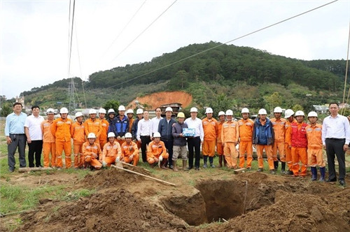 Công đoàn Điện lực Việt Nam: Nhiều giải pháp nâng cao đời sống văn hóa tinh thần cho công nhân lao động