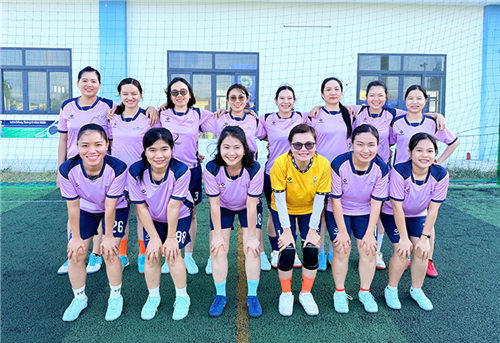 Đội bóng đá nữ Vĩnh Tân 4: “Thắp lửa” sân cỏ, sẵn sàng cho ngày hội lớn CBCNV EVN 2026