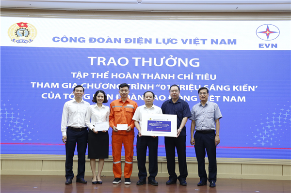 Công đoàn EVNHANOI phát động thi đua hiệu quả