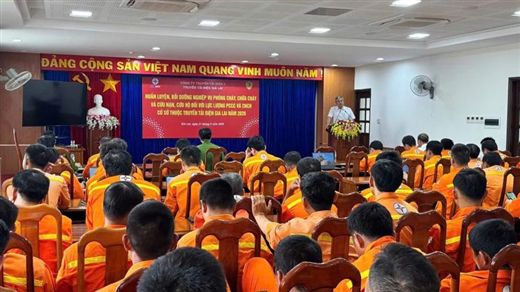 Công đoàn EVNNPT: Đồng hành nâng kỹ năng, bồi đắp bản lĩnh nghề