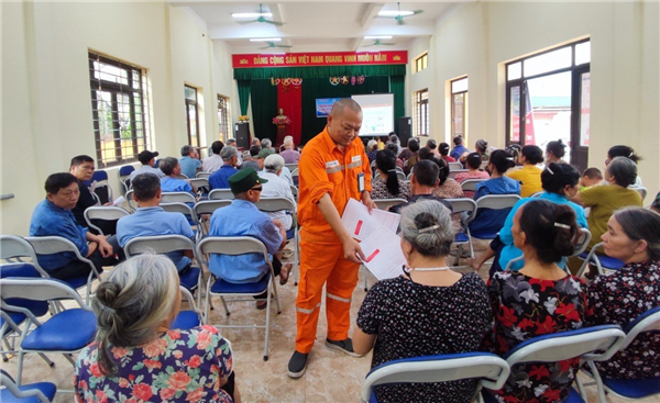 Hưởng ứng phong trào thi đua “120 ngày nỗ lực cao nhất đảm bảo điện mùa khô năm 2024” 