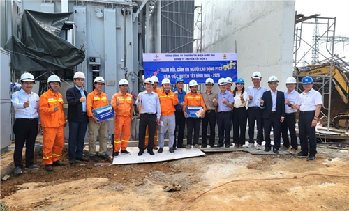 THĂM HỎI, ĐỘNG VIÊN NGƯỜI LAO ĐỘNG LÀM VIỆC XUYÊN ĐÊM, XUYÊN TẾT BÍNH NGỌ - 2026