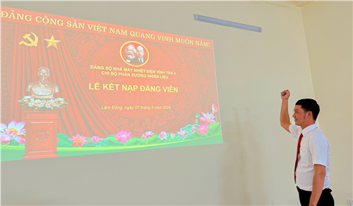 Lao động trẻ và “ngọn lửa” Điện Biên trong Ngày kết nạp đảng 