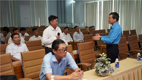 Thắp lửa bản lĩnh cán bộ công đoàn và lắng nghe Nhịp thở người lao động