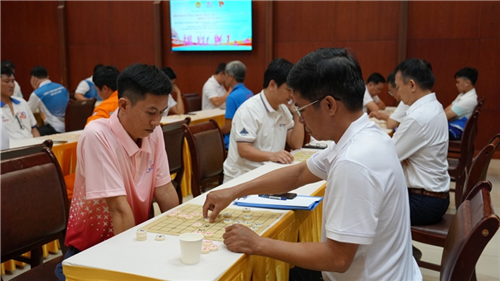 75 vận động viên tranh tài sôi nổi môn Cờ tướng Hội thao EVNHCMC 2026