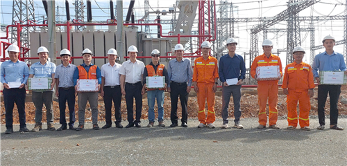 Công đoàn EVNNPT động viên người lao động thi công Dự án Trạm biến áp 220kV Vũng Áng và đấu nối