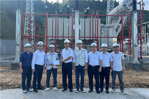 Công đoàn EVNNPT sát cánh cùng các đơn vị tham gia 2 dự án truyền tải cấp bách tại Lai Châu