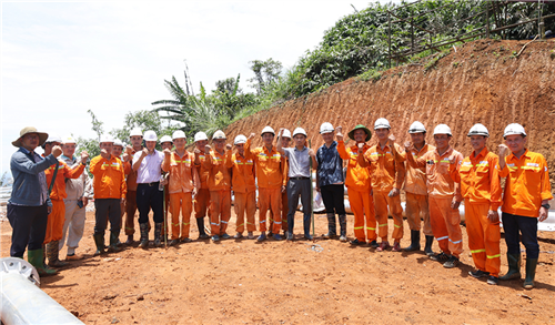 Đảng ủy, Công đoàn EVNNPT động viên lực lượng hỗ trợ thi công Dự án đường dây 500kV Lào Cai – Vĩnh Yên