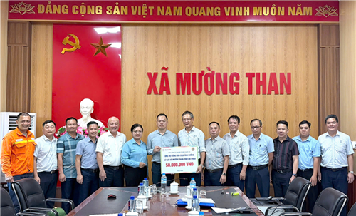 Lãnh đạo và Công đoàn EVNNPT động viên lực lượng thi công Dự án đường dây 220kV Than Uyên – Lào Cai, chung tay hỗ trợ người dân xã Mường Than
