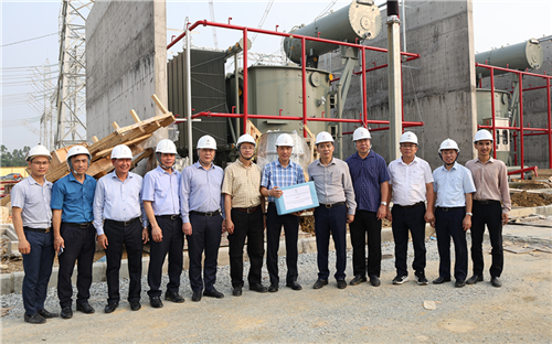 Đảng ủy Tập đoàn Điện lực Việt Nam kiểm tra công trường các dự án đường dây và trạm 500kV Vĩnh Yên - Lào Cai 