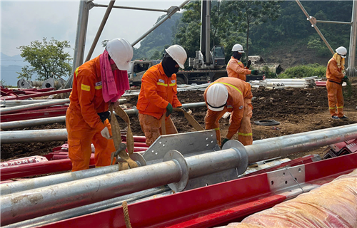 Gần 600 kỹ sư, công nhân EVNNPT “tiếp sức” cho Dự án đường dây 500kV Lào Cai - Vĩnh Yên