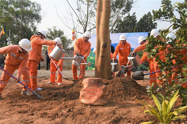 EVNHANOI tổ chức Lễ phát động Tết trồng cây đời đời nhớ ơn Bác Hồ nhân dịp Xuân Quý Mão 2023