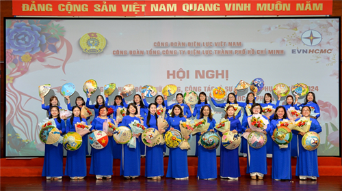 Hội thi “Nét đẹp phụ nữ EVNHCMC” - Sự kết hợp độc đáo giữa áo dài và nón lá