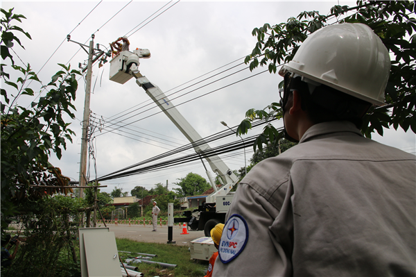 Cấp điện mùa hè 2023, EVNSPC ráo riết thực hiện các giải pháp để đảm bảo an ninh hệ thống điện