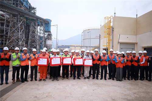 Chủ tịch Tổng LĐLĐ Việt Nam thăm, động viên người lao động tại Trung tâm Điện lực Quảng Trạch