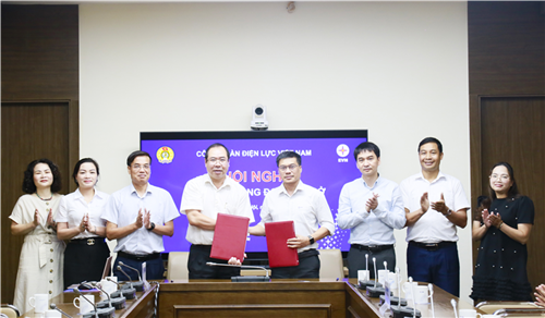 Công đoàn Điện lực Việt Nam tổ chức Hội nghị bàn giao 02 công đoàn cơ sở trực thuộc