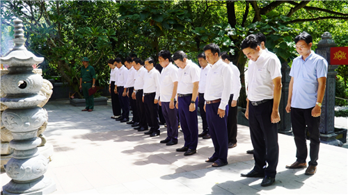 Hành trình tri ân trên những địa chỉ đỏ