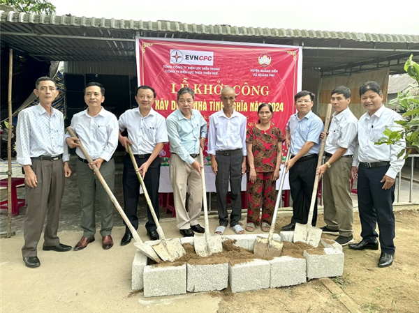 PC Thừa Thiên Huế: Khởi công xây dựng nhà tình nghĩa cho các hộ gia đình có hoàn cảnh đặc biệt khó khăn