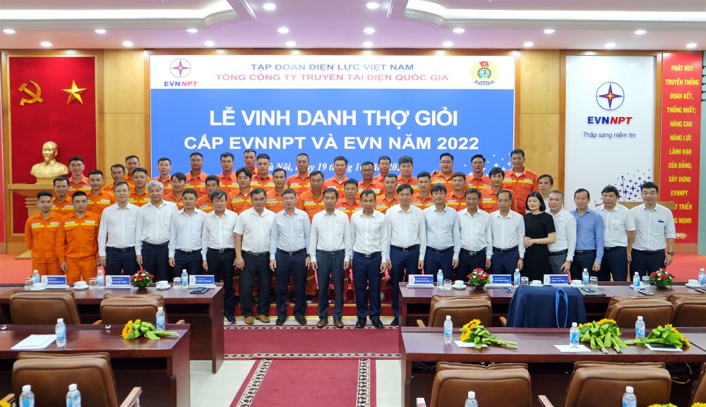 08 công nhân của PTC2 được vinh danh thợ giỏi cấp EVN năm 2022 4