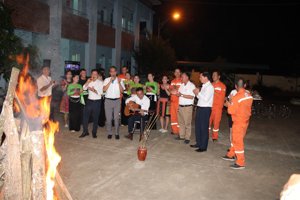 Công đoàn EVNNPT: Khảo sát, đánh giá tình hình CNVCLĐ, hoạt động công đoàn và 10 năm thực hiện luật Công đoàn số 12/2012/QH13  4