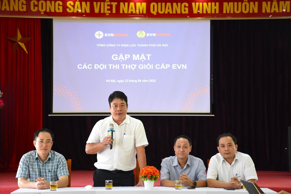 EVNHANOI tổ chức gặp mặt đội tuyển tham gia Hội thi thợ giỏi cấp Tập đoàn năm 2022 1