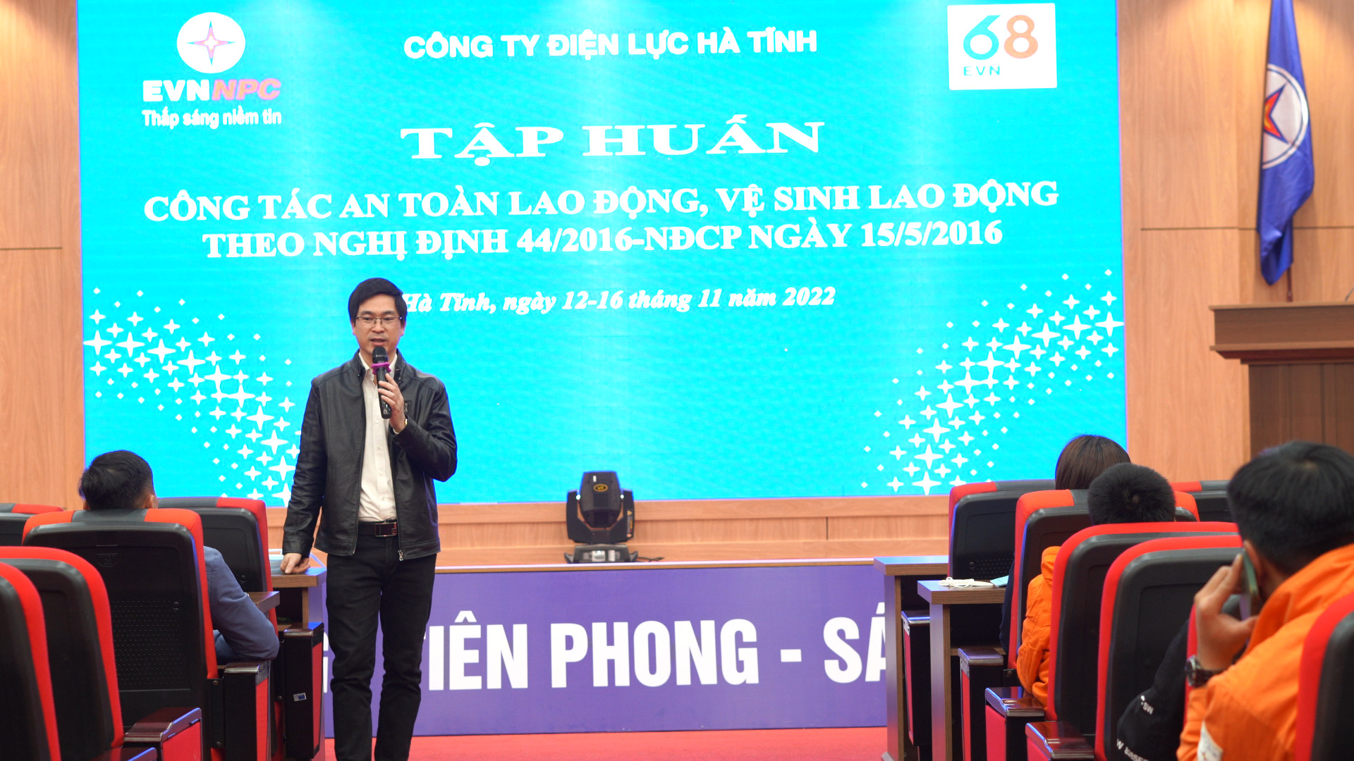 PC Hà Tĩnh tổ chức huấn luyện công tác an toàn lao động, vệ sinh lao động năm 2022  5