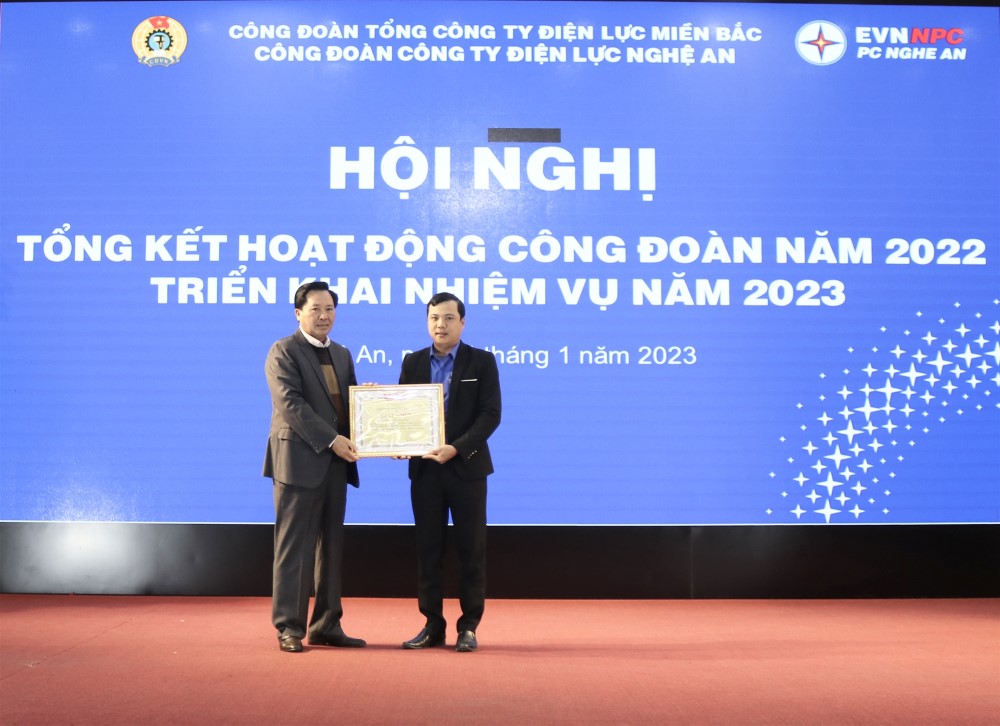 Công đoàn Công ty Điện lực Nghệ An đã thực hiện tốt chủ đề năm 2022:  Chăm lo việc làm, đời sống cho người lao động 1