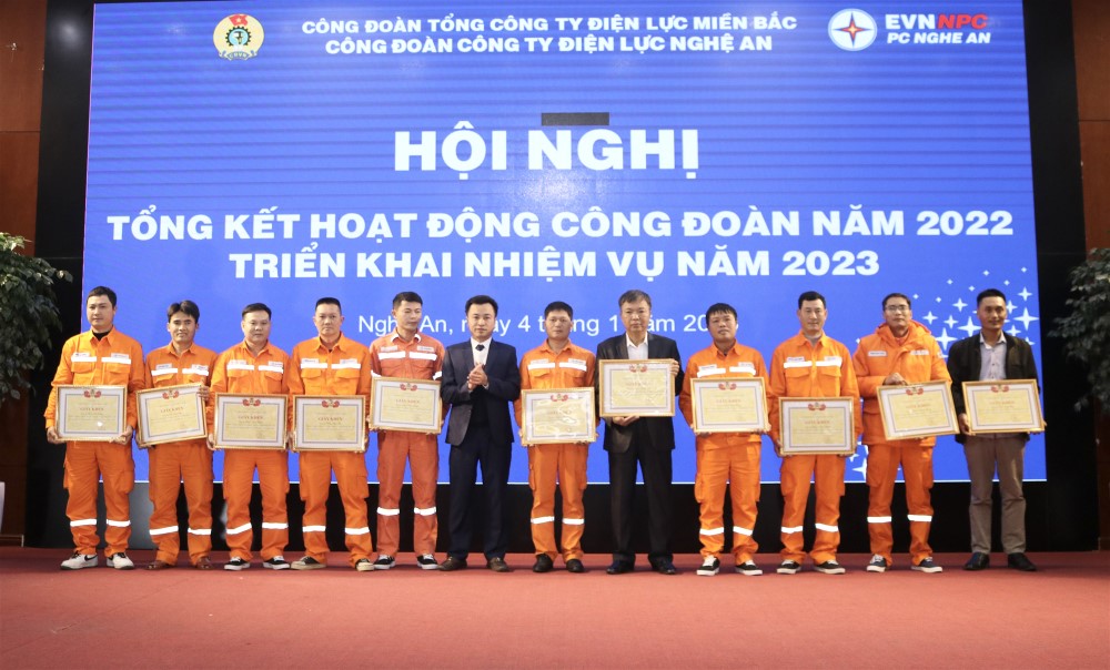 Công đoàn Công ty Điện lực Nghệ An đã thực hiện tốt chủ đề năm 2022:  Chăm lo việc làm, đời sống cho người lao động 3