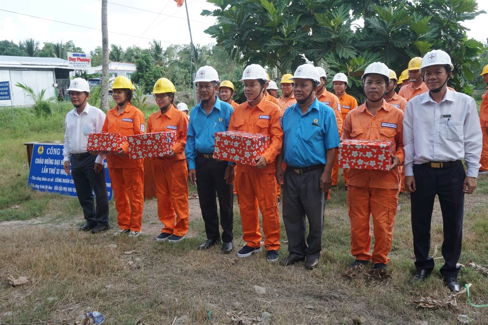 Công đoàn Công ty Điện lực Trà Vinh, về đích chương trình thi đua “một triệu sáng kiến”