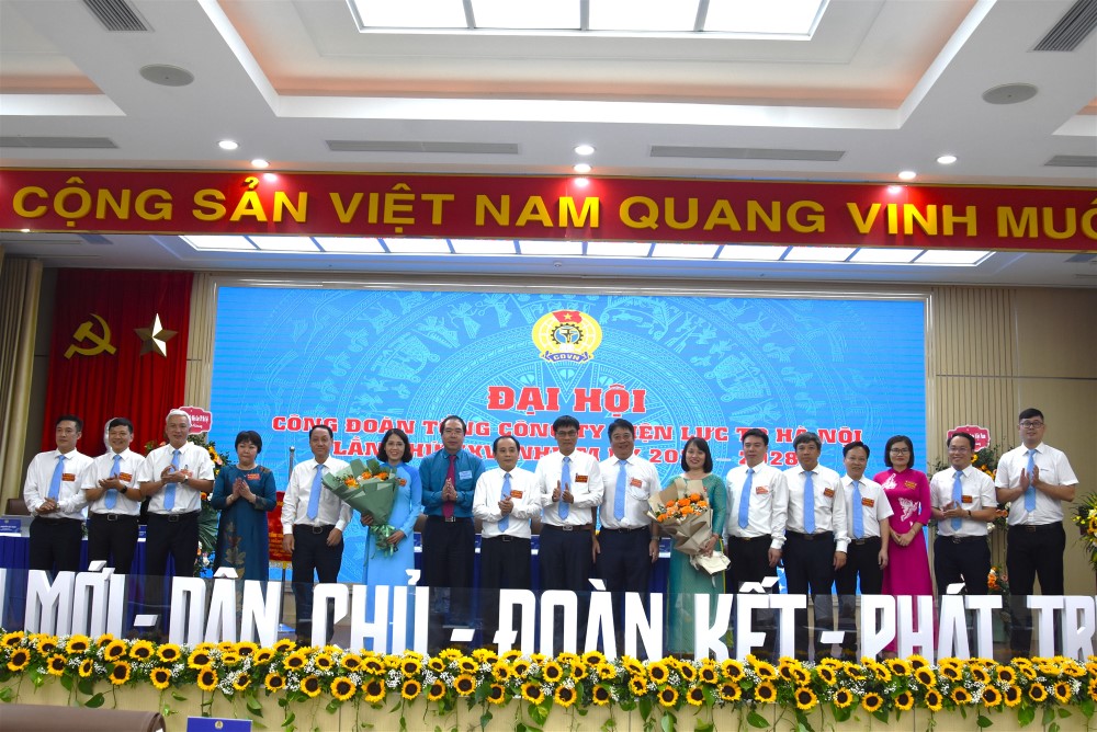 Công đoàn EVNHANOI tuyên truyền kết quả Đại hội Công đoàn lần thứ XXV, nhiệm kỳ 2023-2028