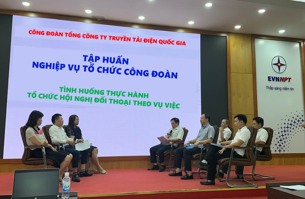 Công đoàn EVNNPT: Tập huấn nhiều nội dung quan trọng cho đội ngũ cán bộ công đoàn 6