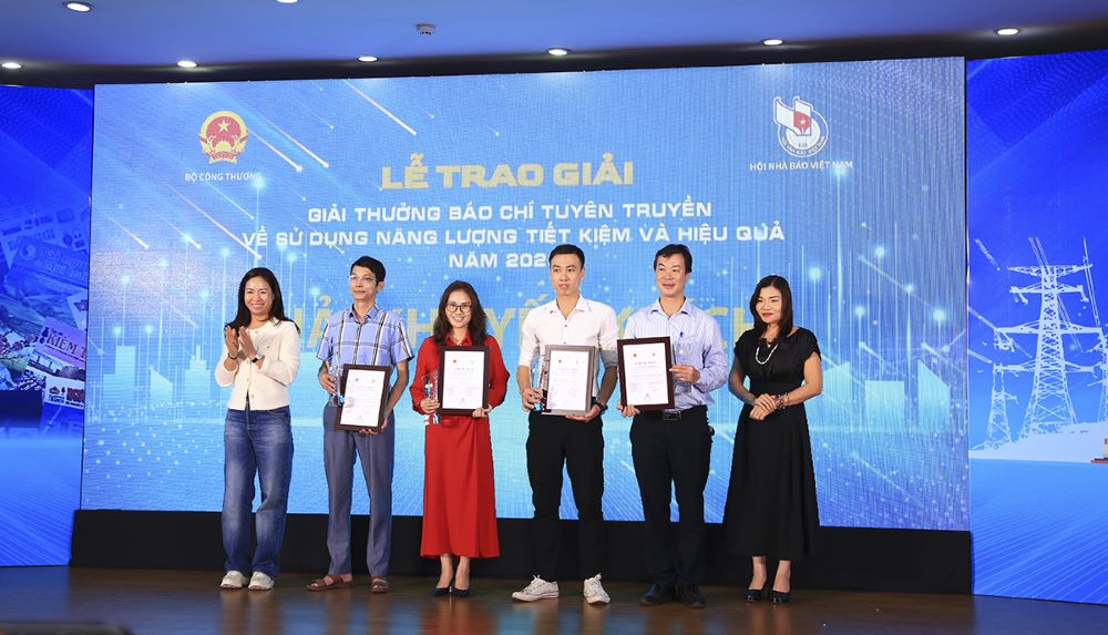 EVN có 3 tác giả, nhóm tác giả đạt Giải thưởng báo chí tuyên truyền về sử dụng năng lượng tiết kiệm và hiệu quả năm 2023 4