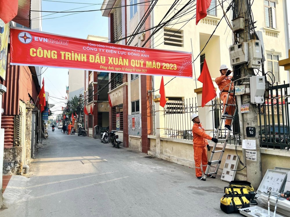 EVNHANOI ra quân triển khai công trình đầu xuân đảm bảo cung cấp điện an toàn, liên tục, ổn định cho mùa khô năm 2023 1