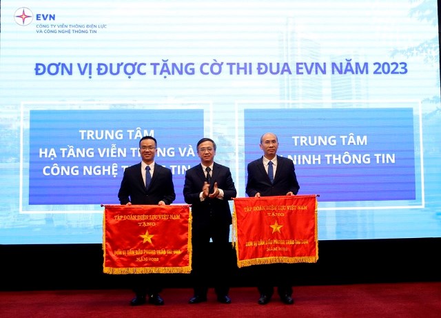 “EVNICT phải đặt mục tiêu cao hơn nữa phấn đấu là đơn vị dẫn dắt trong lĩnh vực công nghệ thông tin, viễn thông dùng riêng và tự động hóa của EVN”