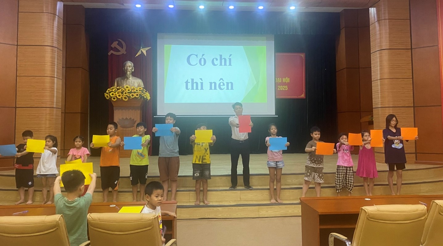 Thủy điện Sơn La - Sôi nổi các hoạt động sinh hoạt hè về giáo dục kỹ năng sống 1