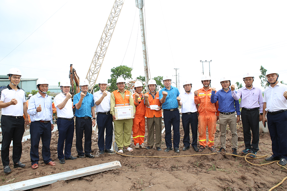 Công đoàn Điện lực Việt Nam quan tâm, động viên các đơn vị tham gia thi công Dự án đường dây 500kV mạch 3 2