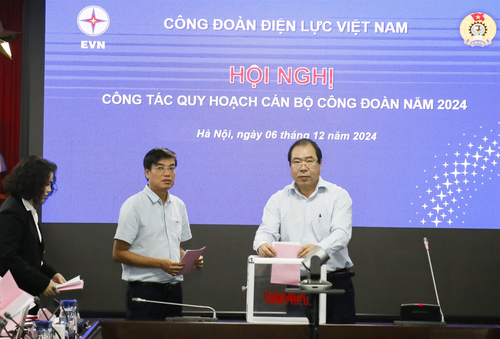 Công đoàn Điện lực Việt Nam tổ chức Hội nghị quy hoạch cán bộ Công đoàn và Kiểm điểm Ban Thường vụ năm 2024. 4