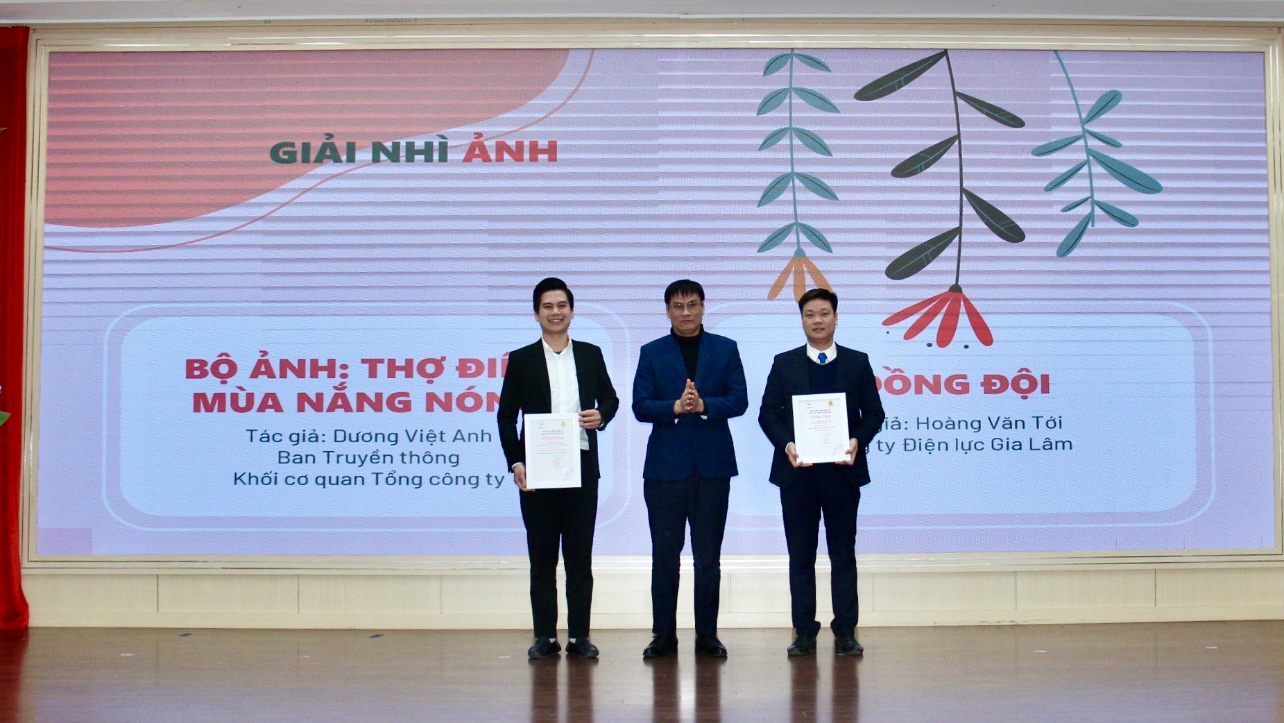 Công đoàn EVNHANOI tổng kết và trao giải Cuộc thi Thơ - Ảnh Xuân năm 2024 6