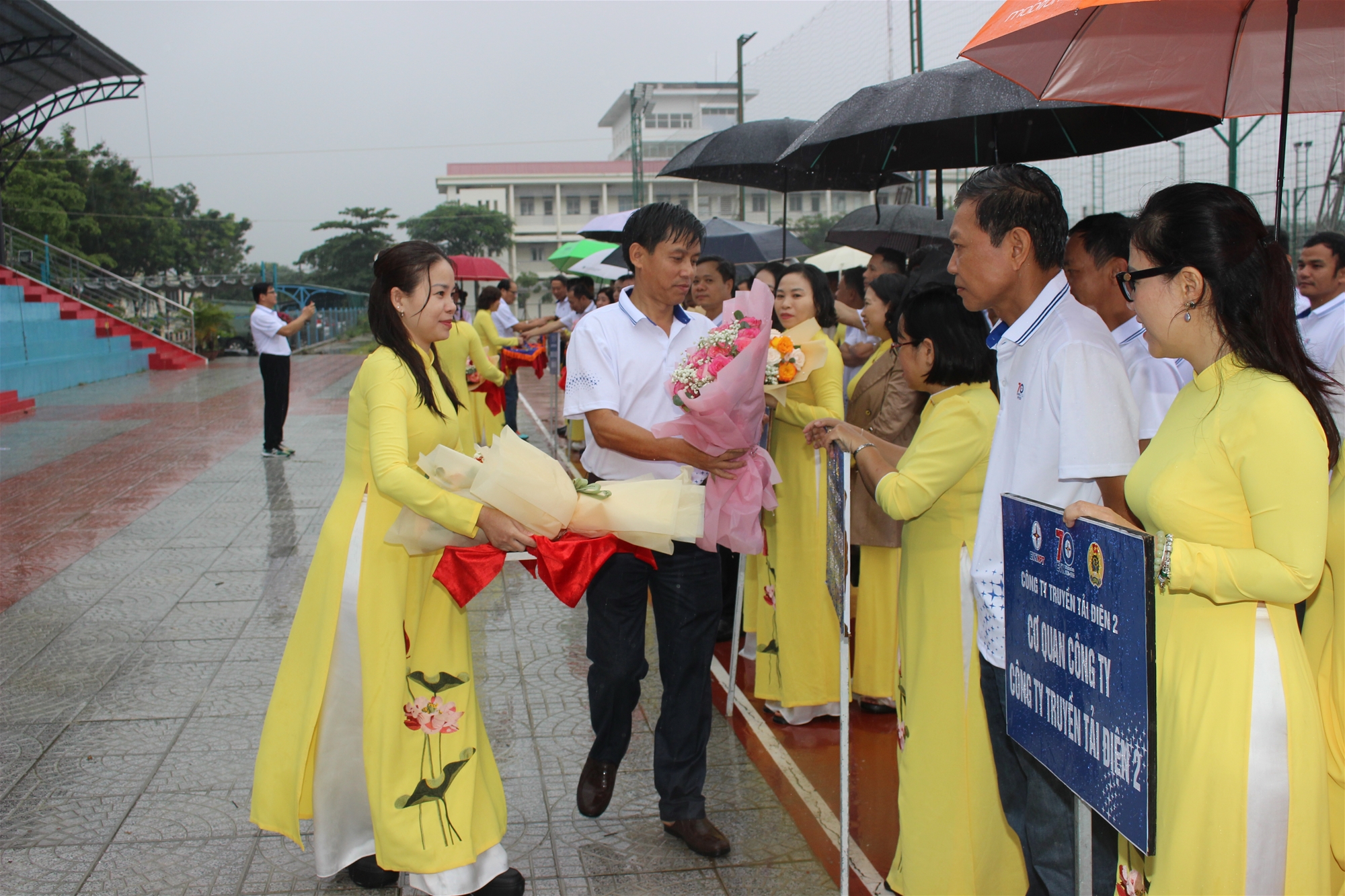 Công ty Truyền tải điện 2 tổ chức ngày hội văn hóa chào mừng ngày Truyền thống ngành Điện Việt Nam