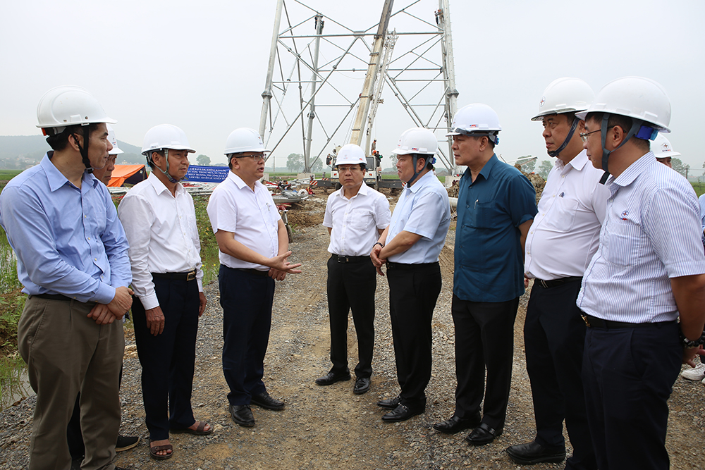 Đặt quyết tâm cao nhất để hoàn thành Dự án đường dây 500kV mạch 3 trong tháng 6/2024