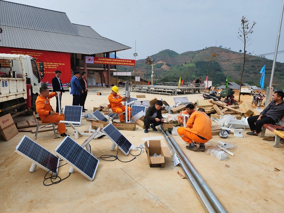 Điện lực Bảo Yên (Công ty Điện lực Lào Cai) thắp sáng niềm tin khu tái định cư Làng Nủ