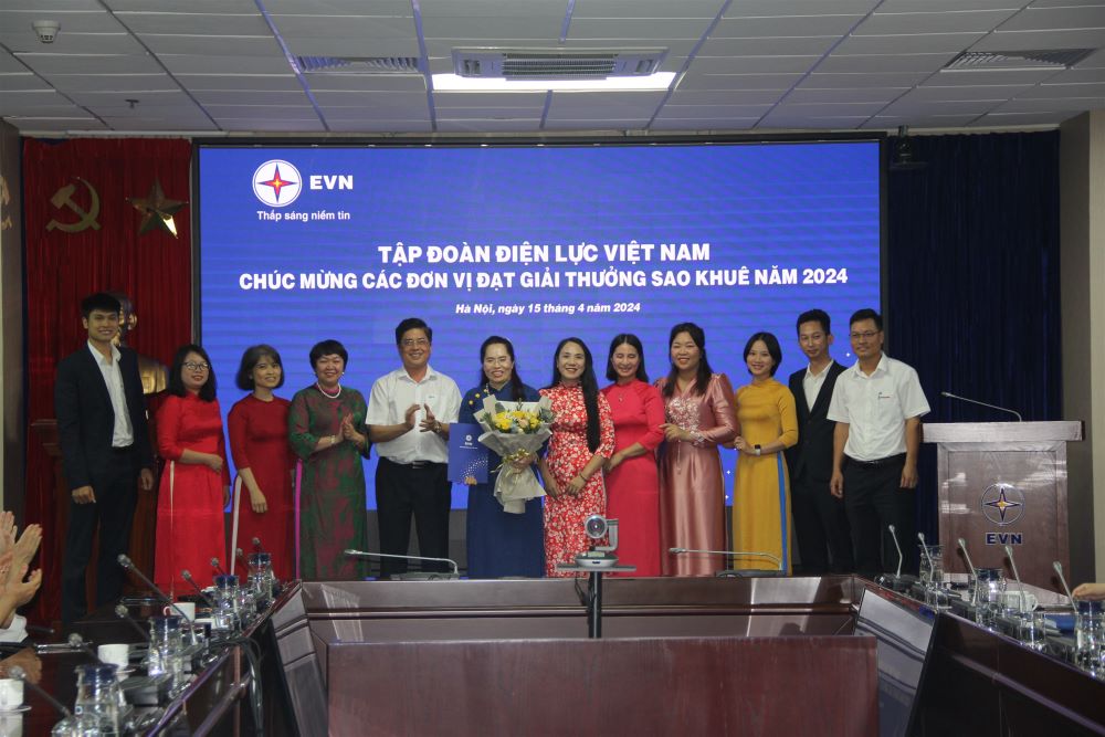 EVN chúc mừng các đơn vị đạt giải Sao Khuê năm 2024 1