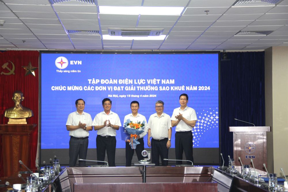 EVN chúc mừng các đơn vị đạt giải Sao Khuê năm 2024