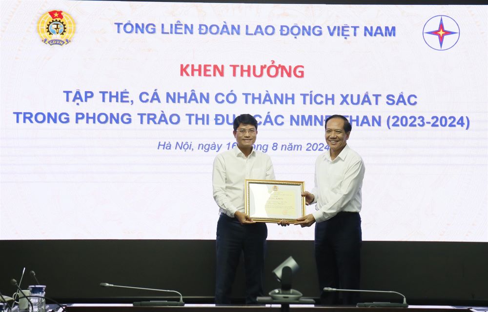 EVN: Khen thưởng các tập thể, cá nhân có thành tích xuất sắc phong trào thi đua các Nhà máy Nhiệt điện than. 2