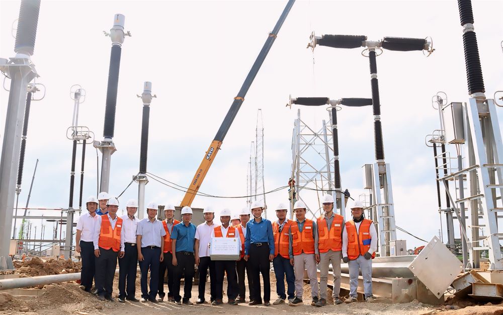 EVNGENCO1 thăm hỏi, động viên các lực lượng thi công trên công trường 500 kV mạch 3 3