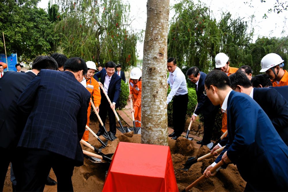 EVNHANOI tổ chức Lễ phát động “Tết trồng cây đời đời nhớ ơn Bác Hồ” Xuân Giáp Thìn 2024  2