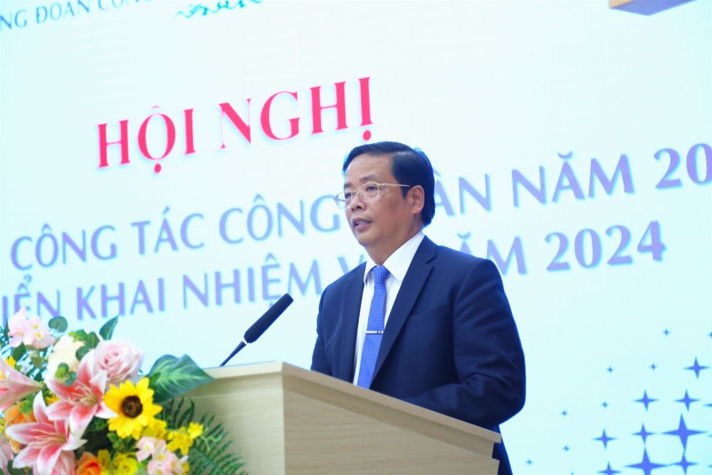 Hội nghị tổng kết công tác công đoàn năm 2023, triển khai nhiệm vụ năm 2024 của PC Đà Nẵng 1