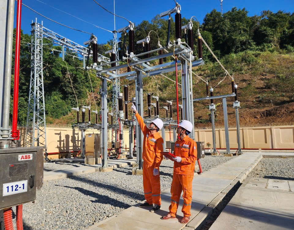 PC Sơn La: Nghiệm thu và đóng điện dự án Đường dây và Trạm biến áp 110kV Sơn La 2